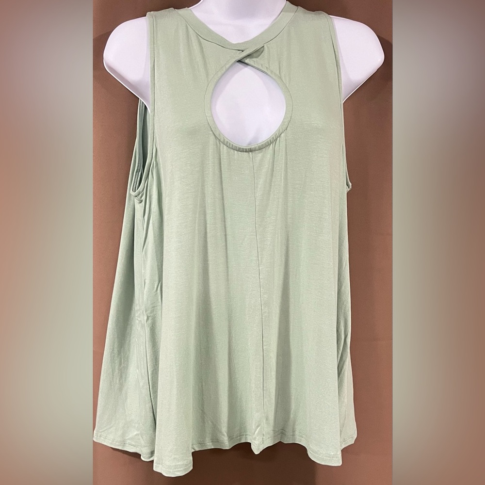 Loose Fit Round Neck Sleeveless Tank Top